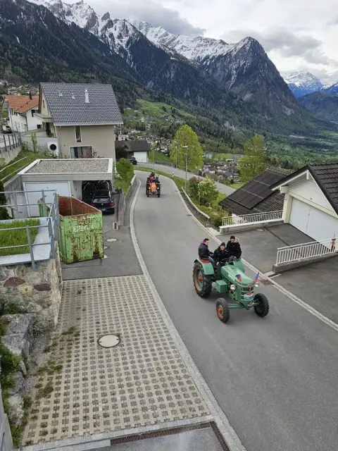 Blueschtfahrt zum Lama und Alpakahof, 28.04.2024 (Galerie 2024)