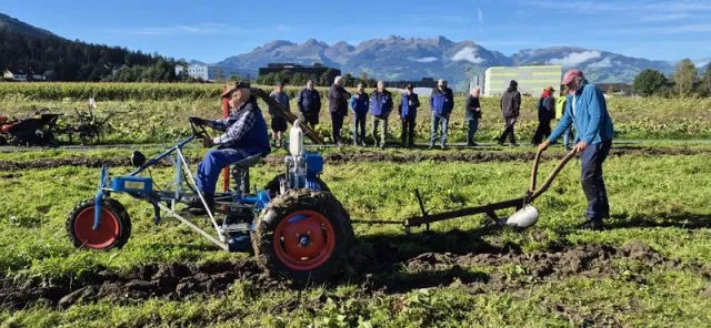 Schlussfahrt mit Feldtag, 28.09.2025 (Galerie 2025)
