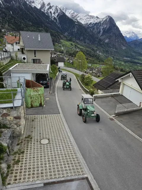 Blueschtfahrt zum Lama und Alpakahof, 28.04.2024 (Galerie 2024)
