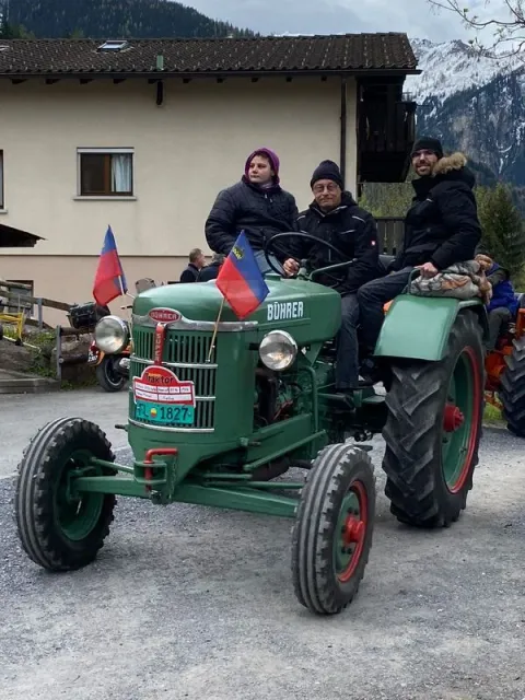 Blueschtfahrt zum Lama und Alpakahof, 28.04.2024 (Galerie 2024)