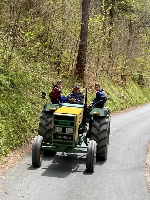 Blueschtfahrt zum Lama und Alpakahof, 28.04.2024 (Galerie 2024)