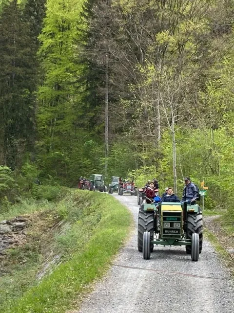 Blueschtfahrt zum Lama und Alpakahof, 28.04.2024 (Galerie 2024)